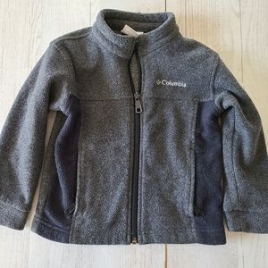 3T Columbia fleece jacket